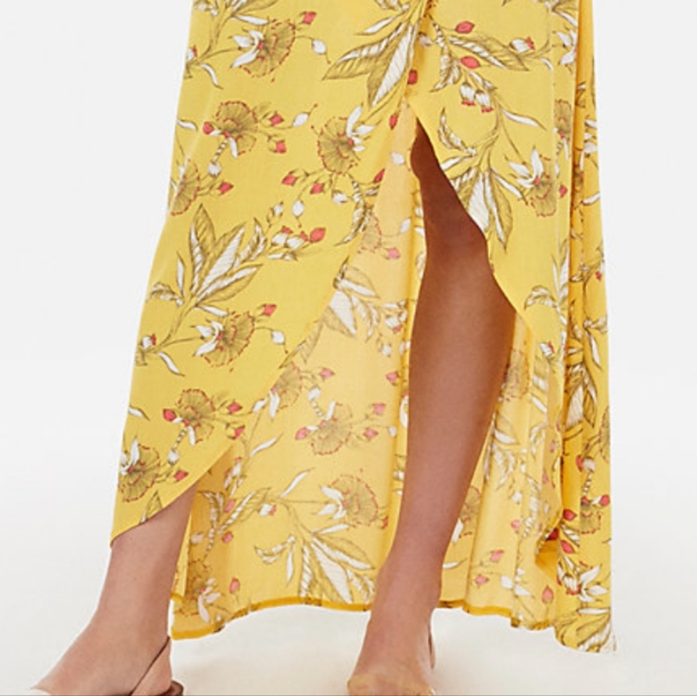 Express Yellow Floral Hi-Low Skirt Crinkle Lined Wrap Spring Boho Large